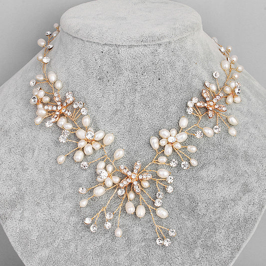 Conjunto de Collar y Aretes de Perlas Elegantes