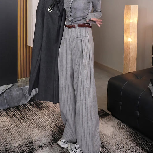 Pantalones de Lana con Diseño de Rayas Grises - Image 10