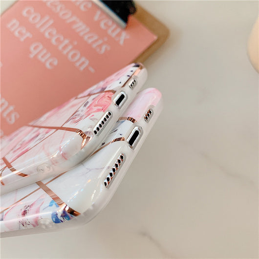 Funda para teléfono con flores retro cosidas - Image 3