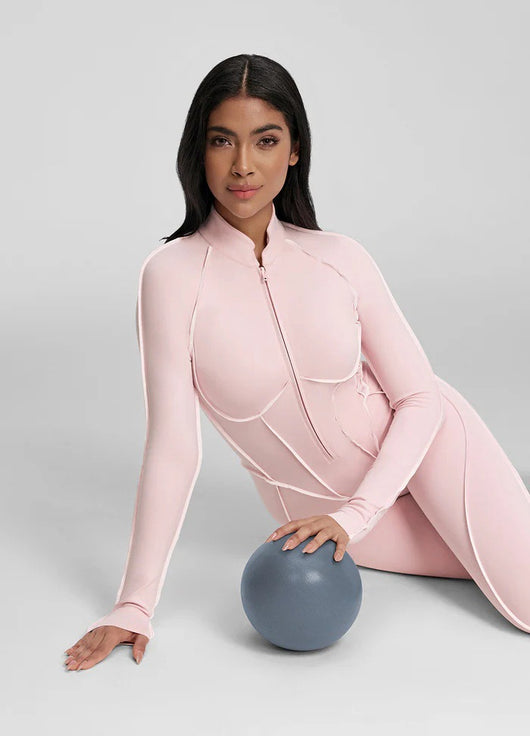 Traje de Yoga Deportivo Entallado con Diseño Asimétrico y Soporte de Pecho - Image 16