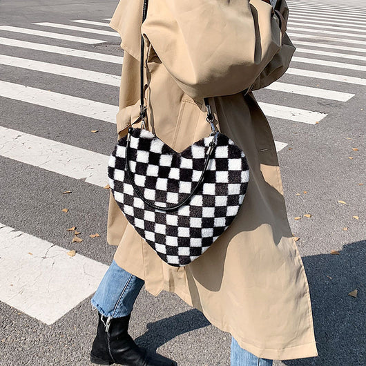 Bolso Peluche Love Lattice Cuadros Ajedrez - Diseño Único