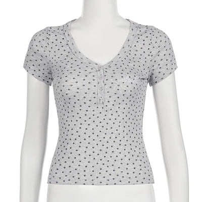 Blusa Floral Bordada con Cuello V y Rayas Hundidas - Image 11
