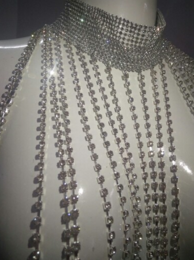 Collar Body Chain Brillante con Borlas y Strass - Image 4