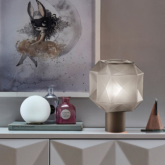 Lámpara de Mesa Artística para Sala, Sofá y Dormitorio - Image 5
