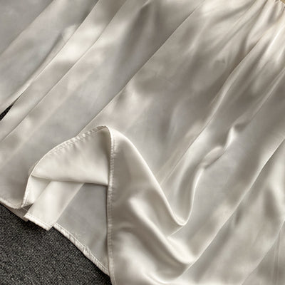 Blusa Elegante Plisada con Malla Transparente y Detalles Perlados - Image 7