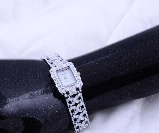 Reloj Cuadrado Estilo Romano con Diamantes y Movimiento 68 - Image 11