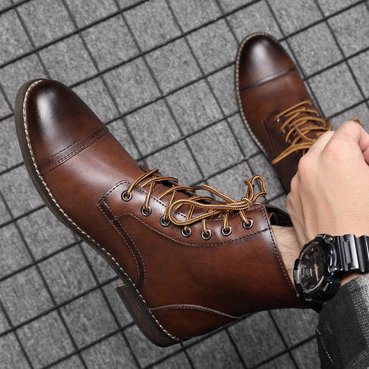 Botas Martin de Cuero para Hombre con Punta Afilada - Estilo Retro - Image 7