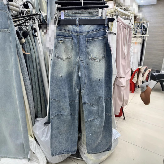 Jeans Rotos con Estampado de Letras y Efecto Pintura Desgastada - Image 5