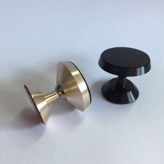 Soporte Magnético para Teléfono en Auto - Image 3