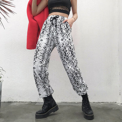 Pantalones Sueltos Estampado Serpiente con Efecto Adelgazante - Image 4