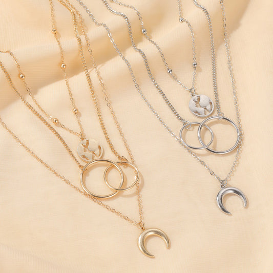 Collar Multicapa de Aleación con Luna y Mapa - Tres Capas