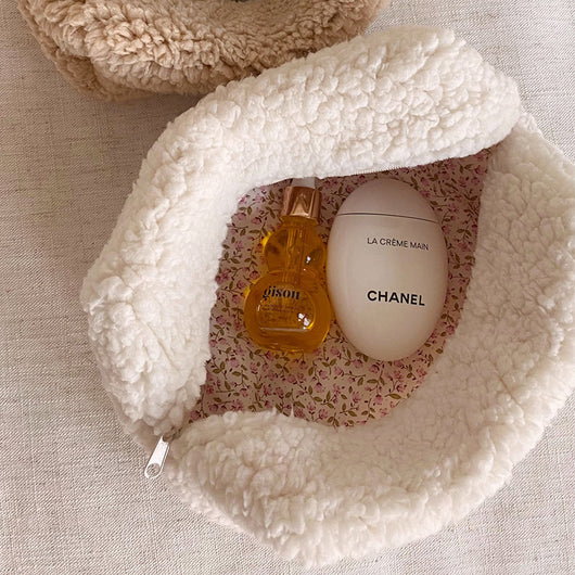 Bolsa de Cosméticos Teddy Peluche Estilo Japonés Lana de Cordero - Image 3
