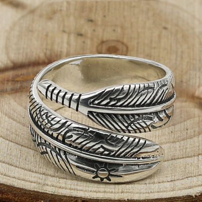 Anillo de Plata Tailandesa Takahashi con Diseño de Pluma - Joya de Moda - Image 10