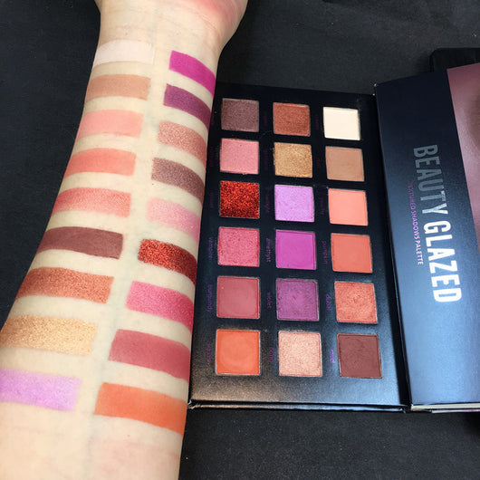 Paleta de Sombras 18 Colores Beauty Glazed - Maquillaje Multicolor Profesional - Image 4