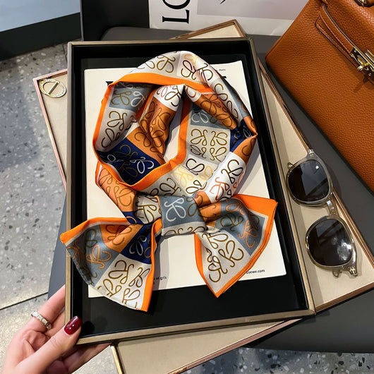 Foulard de Seda Premium para Mujer - Image 23