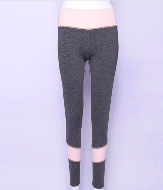 Pantalones Yoga Ajustados con Diseño Corazón en Cadera - Image 4