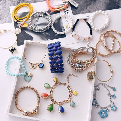 Pulsera de Perlas y Aleación