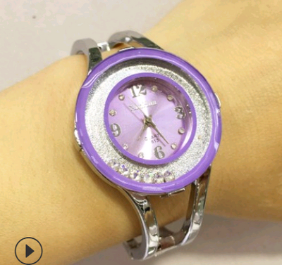 Reloj de Pulsera para Dama de Acero con Pedrería Móvil - Image 5