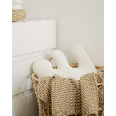 Almohada Decorativa Geométrica de Peluche Crema Premium - Image 9