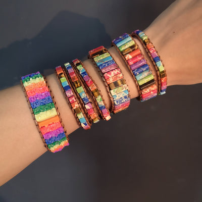 Pulsera de Cuero Tejida a Mano con Piedra Imperial Coloreada - Image 22
