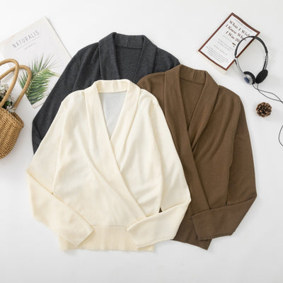 Blusa Elegante de Diseño Minimalista para Mujer - Image 9