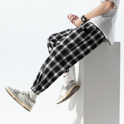 Pantalones Cuadros Blanco y Negro Estilo Hong Kong Unisex - Image 11