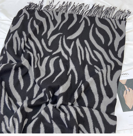 Pashmina Estampada con Rayas y Borlas - Lujo y Calidez - Image 41