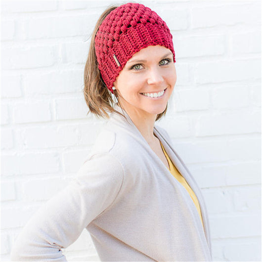 Gorro de Invierno Tejido con Agujero para Coleta - Diseño Europeo Elegante - Image 4
