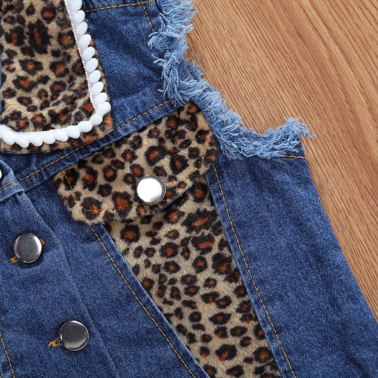 Conjunto de Ropa para Niñas 1-6 Años: Blusa sin Mangas y Shorts - Image 2