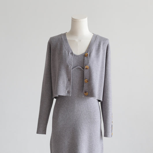 Conjunto Elegante: Cardigan Corto + Vestido Tejido con Tirantes - Image 27