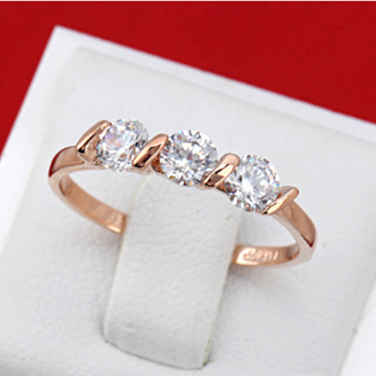 Anillo de Compromiso Chapado en Oro con Circonita Premium - Joyería Coreana de Calidad