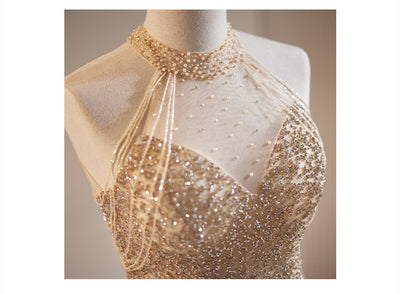 Vestido de Noche Champagne con Detalles de Flecos - Image 7