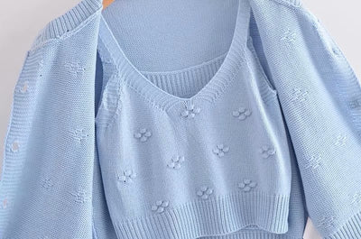 Conjunto Dos Piezas: Cardigan Tejido Floral Manga Larga + Camiseta Ajustada Cuello Redondo - Image 11