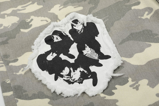 Shorts Camuflaje Hip Hop con Bordados de Personajes Estilo Americano - Image 13