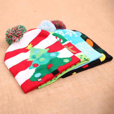 Gorro Navideño Tejido con Luces LED - Árbol de Navidad y Muñeco de Nieve - Image 3