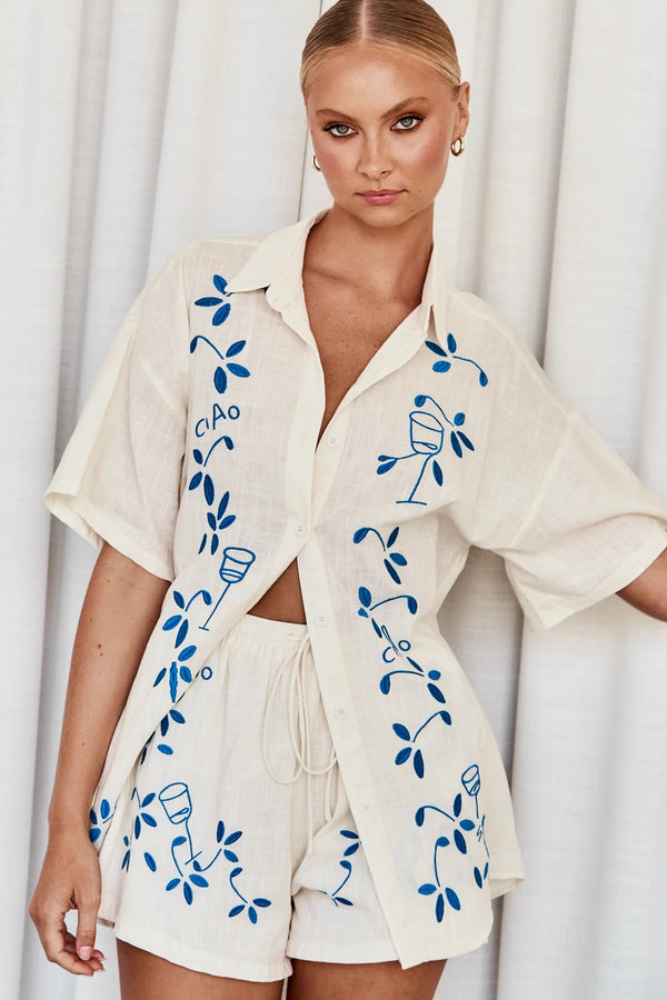 Conjunto Casual de Camisa Corta con Bordado 3D y Textura - Image 6