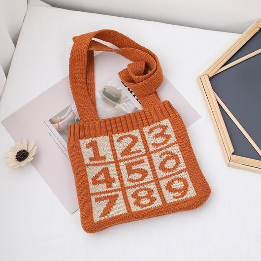 Bolsa Tejida con Diseño Cóncavo y Corte Diagonal - Image 10