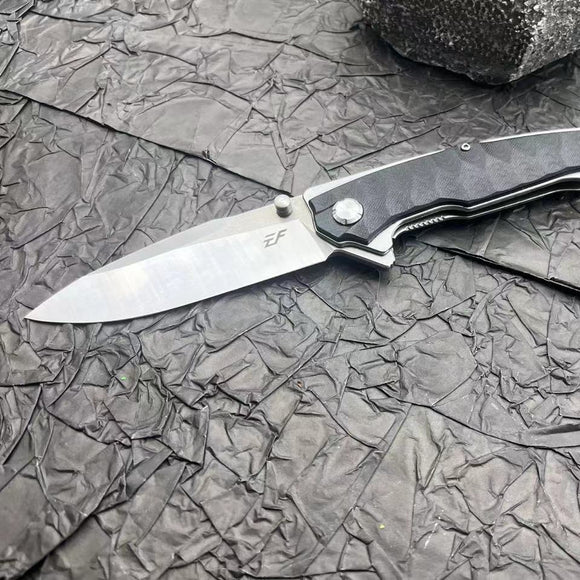 Cuchillo Plegable de Supervivencia con Mango de Fibra de Nylon