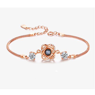 Pulsera de Plata con Doble Corazón y Proyección para Mujer - Image 14
