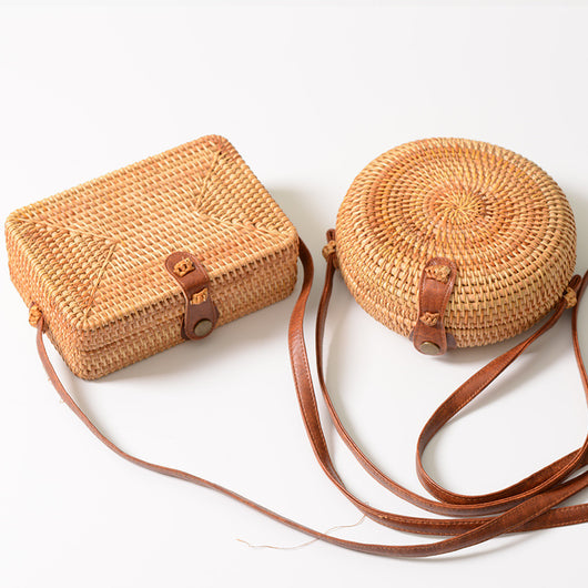 Bolsa Tejida de Ratán Artesanal - Bandolera Mini Retro con Cierre de Cuero