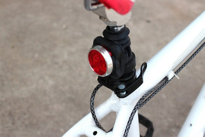 Conjunto de Luces de Advertencia y Calaveras para Bicicleta - Image 3
