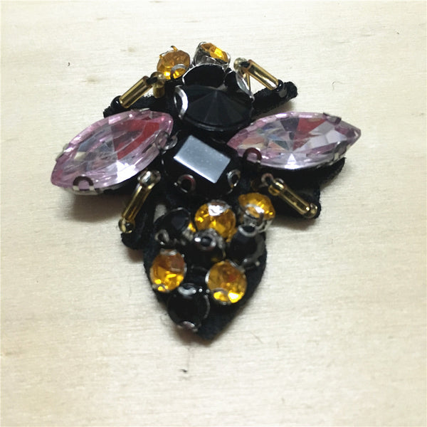 Broche Abeja Personalizado - Accesorio Único y Delicado