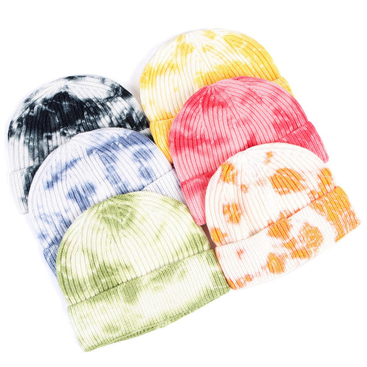 Gorro Tejido Tie-Dye de Colores Vibrantes - Image 2