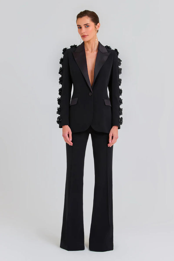 Conjunto Elegante de Dos Piezas con Flores para Mujer - Image 6