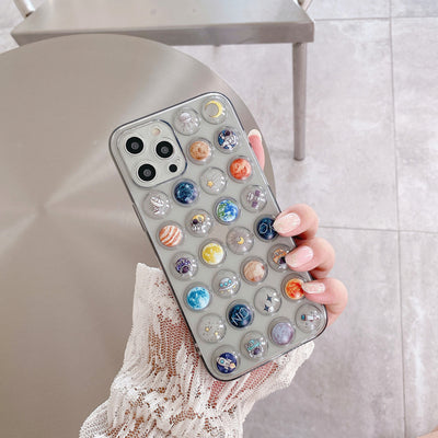 Funda Protectora Astronauta Planeta Espacial con Burbujas Descompresivas - Image 6