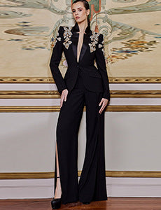 Traje Dos Piezas con Pantalón Acampanado y Detalles de Cuentas - Image 15
