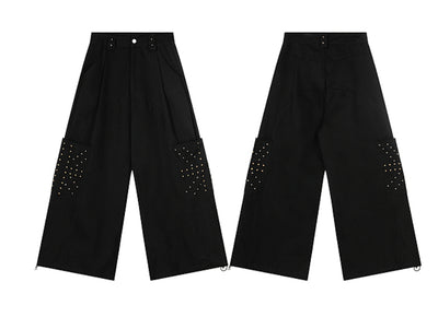Pantalones Deportivos con Diseño Geométrico y Remaches de Moda Urbana - Image 2