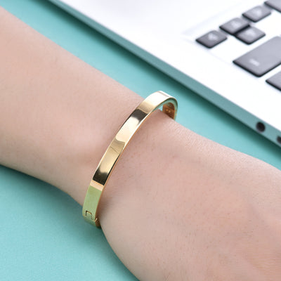 Pulsera con Cierre de Presión Brillante para Mujer