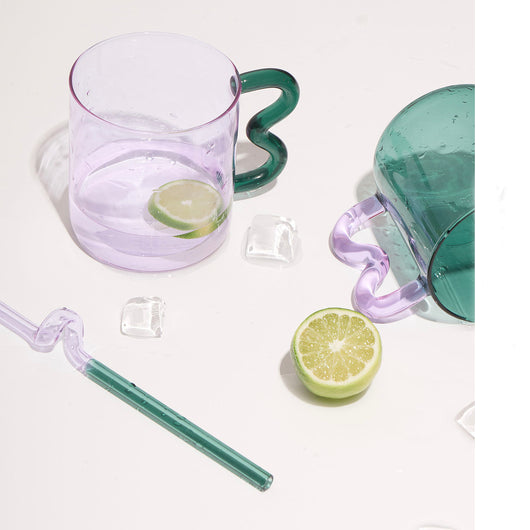 Vasos y Copas de Vidrio Coloreado con Diseños Especiales