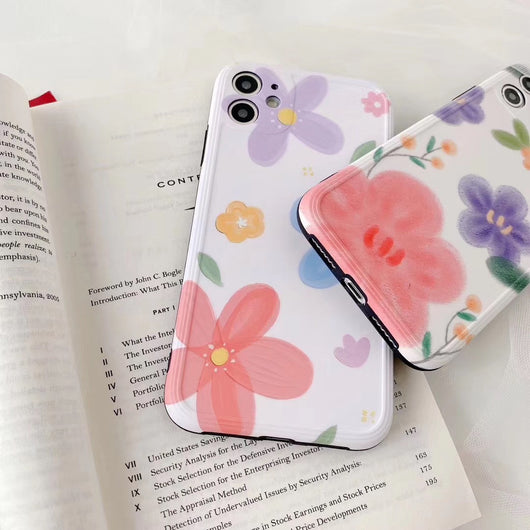 Funda para celular con diseño de flores y bordes elegantes - Image 6